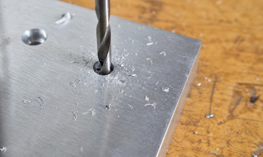 Jak wiercić w aluminium, żeby otwór był czysty?