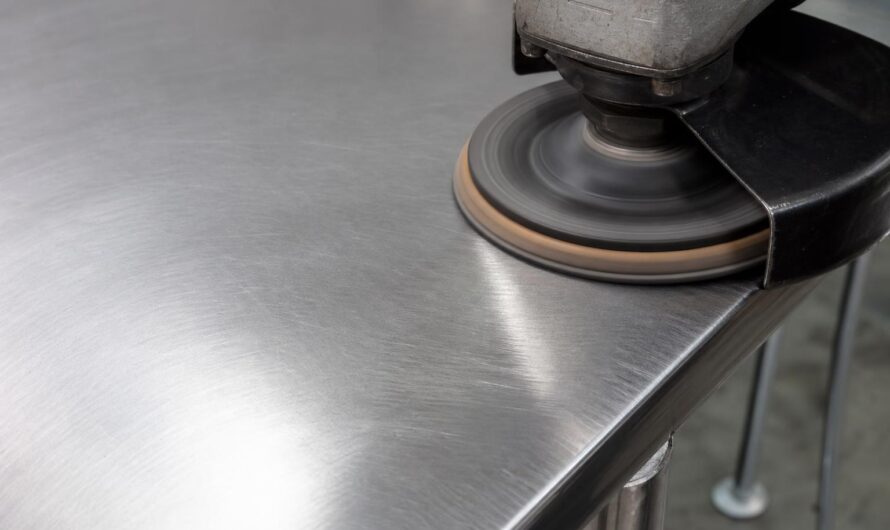 Szlifowanie stali nierdzewnej — jak nie przegrzać materiału?